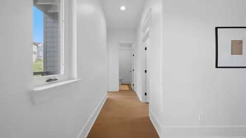 Entry Way - 403 Druid Ln, Chattanooga, TN 37405 photo 4 of 12