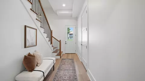 Entry Way - 403 Druid Ln, Chattanooga, TN 37405 photo 1 of 12
