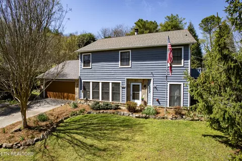 1609 Chandler Rd, Knoxville, TN 37922