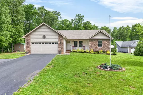 234 Stonecrest Ave, Crossville, TN 38571