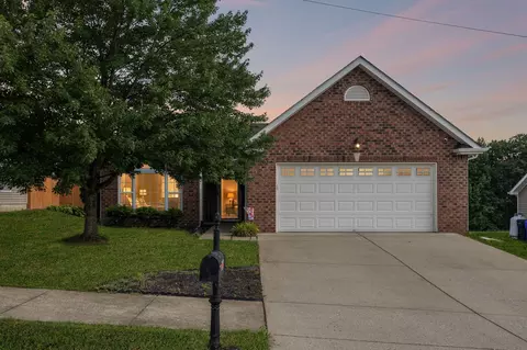 160 Granda Flora Dr, White House, TN 37188