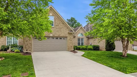 2020 Belleau Village Ln, Chattanooga, TN 37421