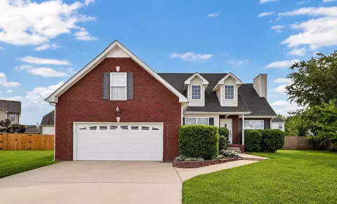 3562 Neena Ct, Clarksville, TN 37042