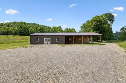 769 Echo Rd, Hartsville, TN 37074