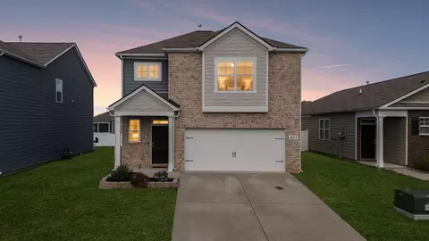 807 Long Leaf Rd, Lebanon, TN 37087