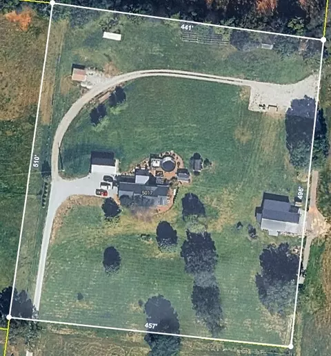 5017 Somerville Rd, Cross Plains, TN 37049
