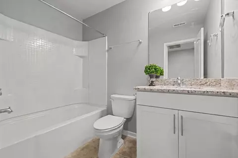 Bath - 4112 Grapevine Loop, Smyrna, TN 37167 photo 3 of 4