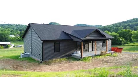 23 Wilkerson Hollow Ln, Brush Creek, TN 38547