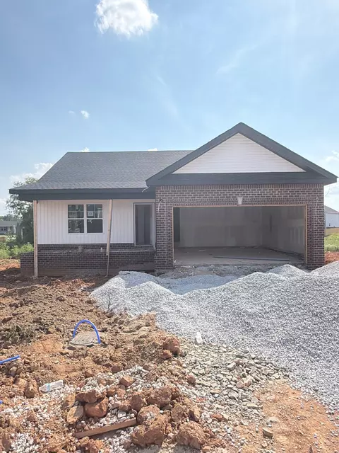 42 Echo Rdg, Oak Grove, KY 42262