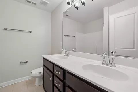 Bath - 2506 E Main St #A4, Murfreesboro, TN 37127 photo 3 of 5
