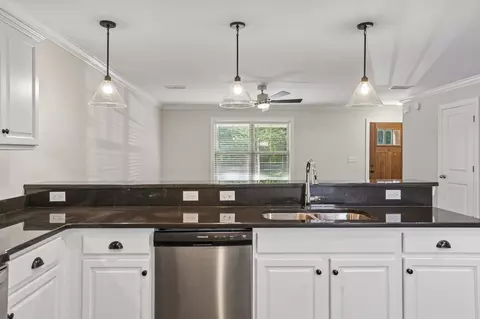 Kitchen - 2506 E Main St #A4, Murfreesboro, TN 37127 photo 5 of 5