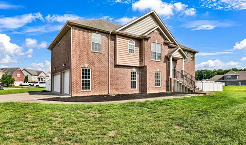 598 Press Grove Dr, Clarksville, TN 37043