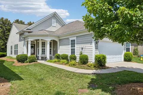 240 Old Towne Dr, Mount Juliet, TN 37122