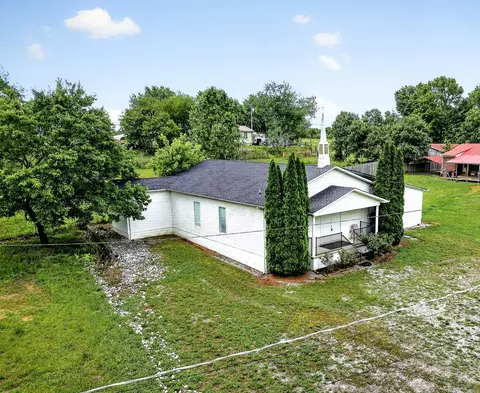 150 Tabernacle Rd, Smithville, TN 37166