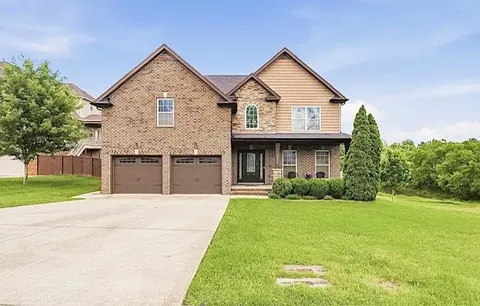 2243 Ellington Gait Dr, Clarksville, TN 37043
