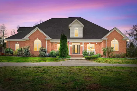 6091 Harmony Grove Rd, Hopkinsville, KY 42240
