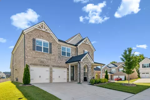 215 Heartland Dr, Mount Juliet, TN 37122