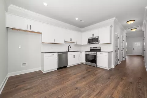 Entry Way - 528 Rohan Dr, Murfreesboro, TN 37129 photo 1 of 4