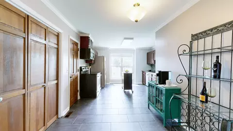 Entry Way - 2128 E Hill Dr, Madison, TN 37115 photo 1 of 5