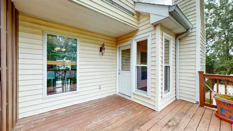 Exterior - 2128 E Hill Dr, Madison, TN 37115 photo 3 of 7