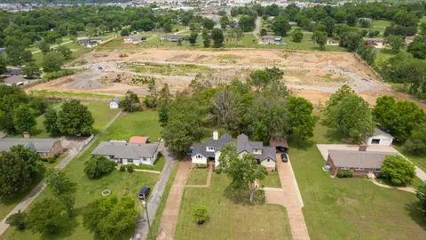 View/Area - 2128 E Hill Dr, Madison, TN 37115 photo 1 of 7