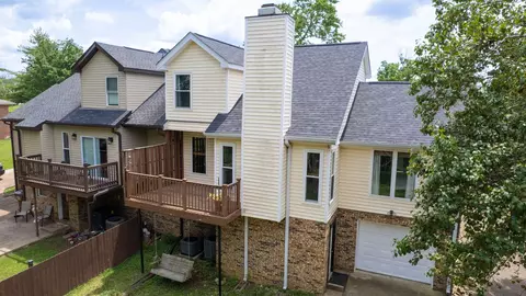 Exterior - 2128 E Hill Dr, Madison, TN 37115 photo 6 of 7