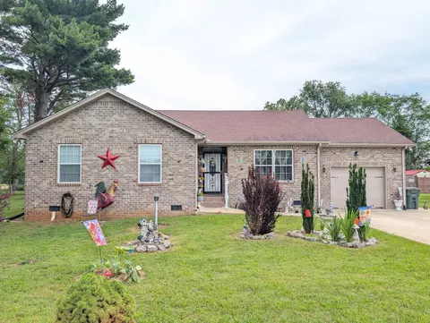 661 Portland Blvd, Portland, TN 37148
