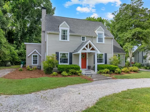 105 8th Ave SE, Winchester, TN 37398