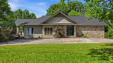 401 Pine Bluff Dr, Chattanooga, TN 37412