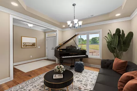 980 Skyline Dr, Clifton, TN 38425