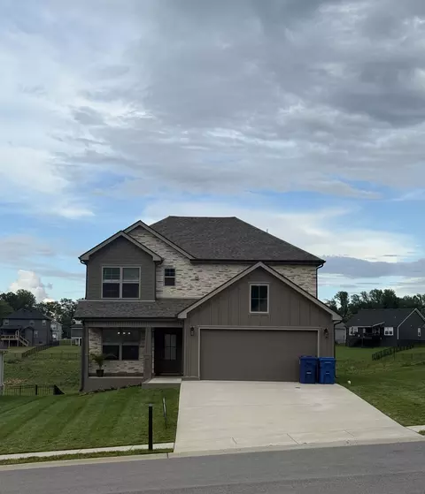 350 Frontier Dr, Clarksville, TN 37043