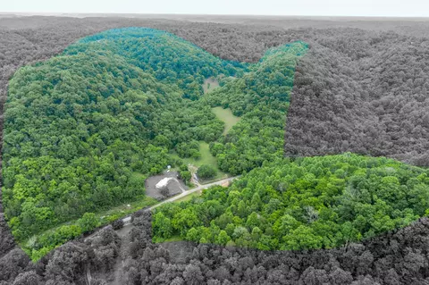 1784 Hurricane Creek Rd, Woodbury, TN 37190