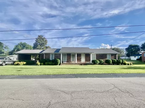 615 Cill St, Smithville, TN 37166