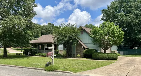 131 Roma St, Martin, TN 38237