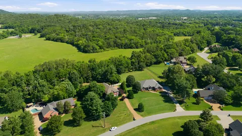 View/Area - 2240 Oakleaf Dr, Franklin, TN 37064 photo 3 of 4