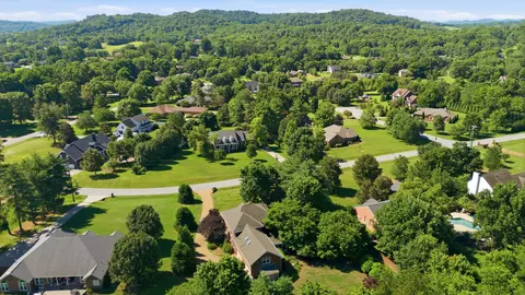 View/Area - 2240 Oakleaf Dr, Franklin, TN 37064 photo 1 of 4