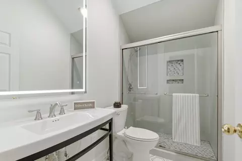 Bath - 2240 Oakleaf Dr, Franklin, TN 37064 photo 7 of 7