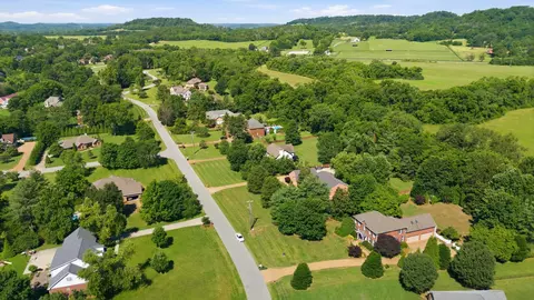 View/Area - 2240 Oakleaf Dr, Franklin, TN 37064 photo 4 of 4