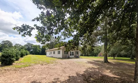1168 W Green Hill Rd, Mcminnville, TN 37110