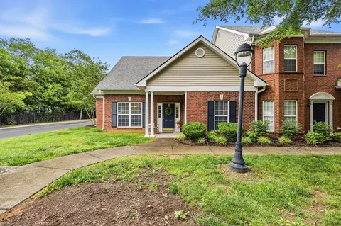11 Leftwich Ct, Lebanon, TN 37087