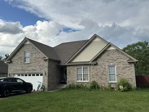 153 Foxrun, Springfield, TN 37172