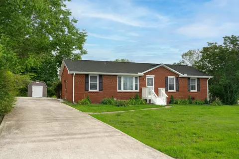 827 Lafayette Rd, Clarksville, TN 37042
