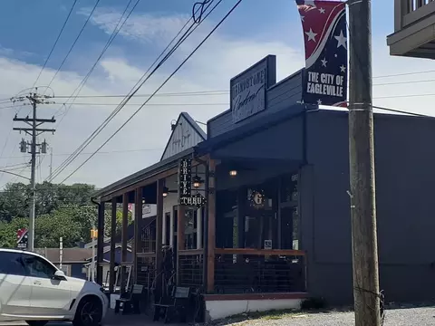 Exterior - 979 S Main St S, Eagleville, TN 37060 photo 10 of 11