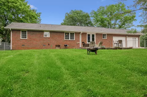 Exterior - 979 S Main St S, Eagleville, TN 37060 photo 6 of 11