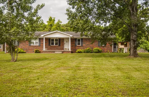 4883 Rocky Mound Rd, Westmoreland, TN 37186