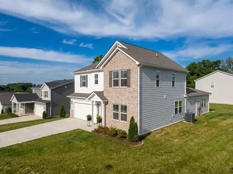 2366 Williamsport Lndg, Columbia, TN 38401