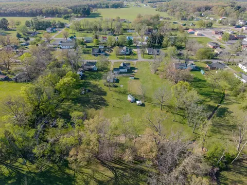 View/Area - 320 W King St, Morrison, TN 37357 photo 3 of 3