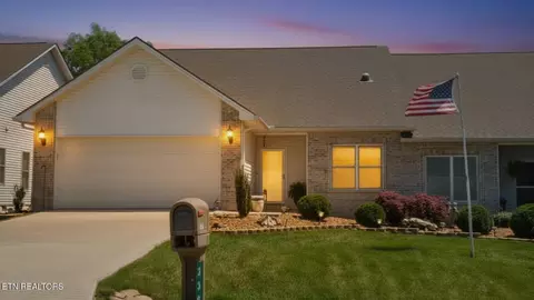 336 Woodgate Dr, Crossville, TN 38571