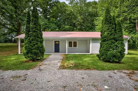 4533 Great Falls Rd, Rock Island, TN 38581