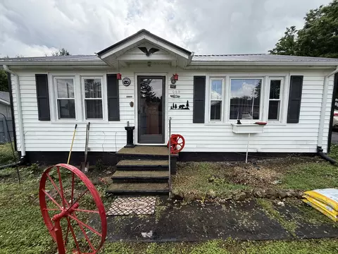 309 Jackson St, Smithville, TN 37166